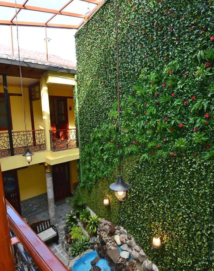 Hotel La Basílica Quito