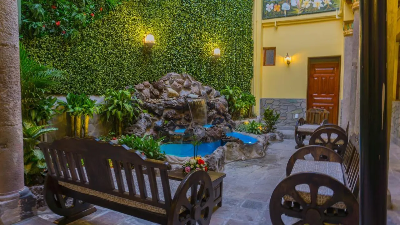 Hotel La Basílica Quito