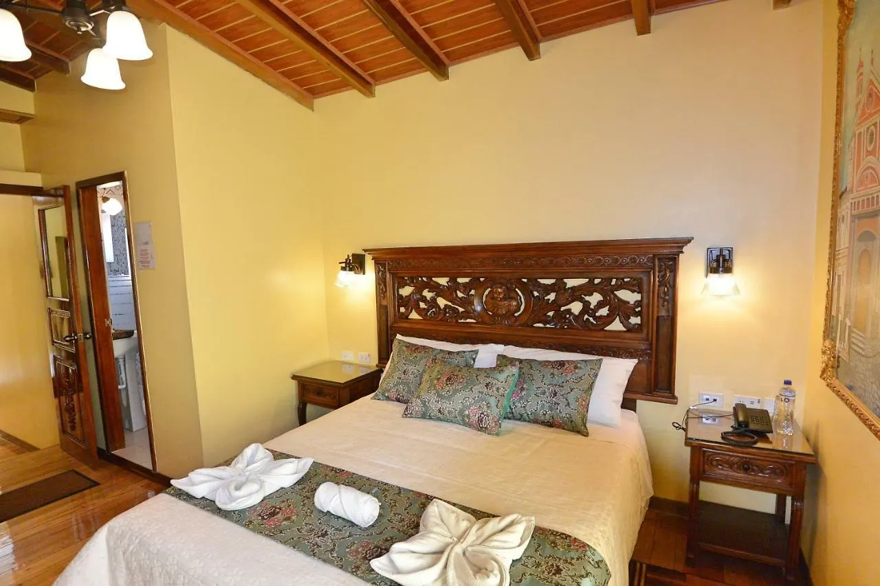 Hotel La Basílica Quito