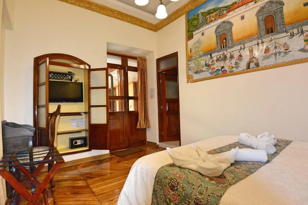 Hotel La Basílica Quito