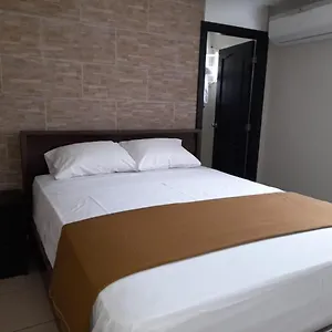 Lujosa , Guayaquil Ecuador